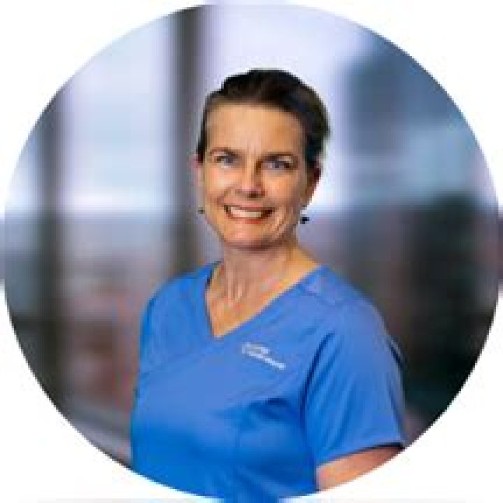Dr. Carmen Hudson-White, MD – Chicago, IL