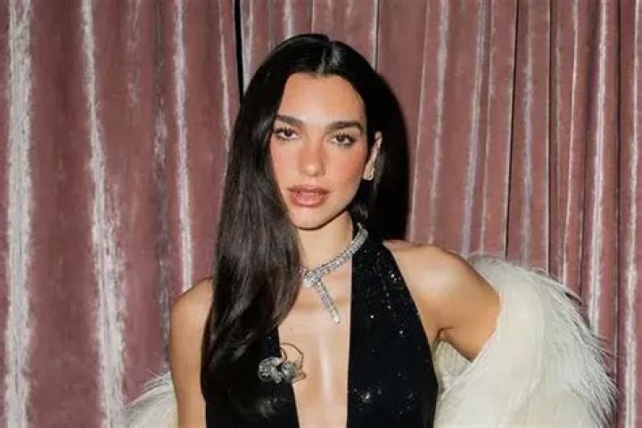 Dua Lipa Biography