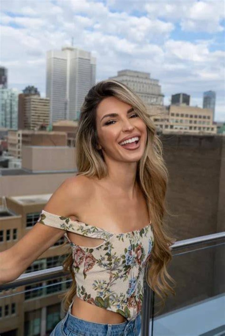 Elisabeth Rioux Biography