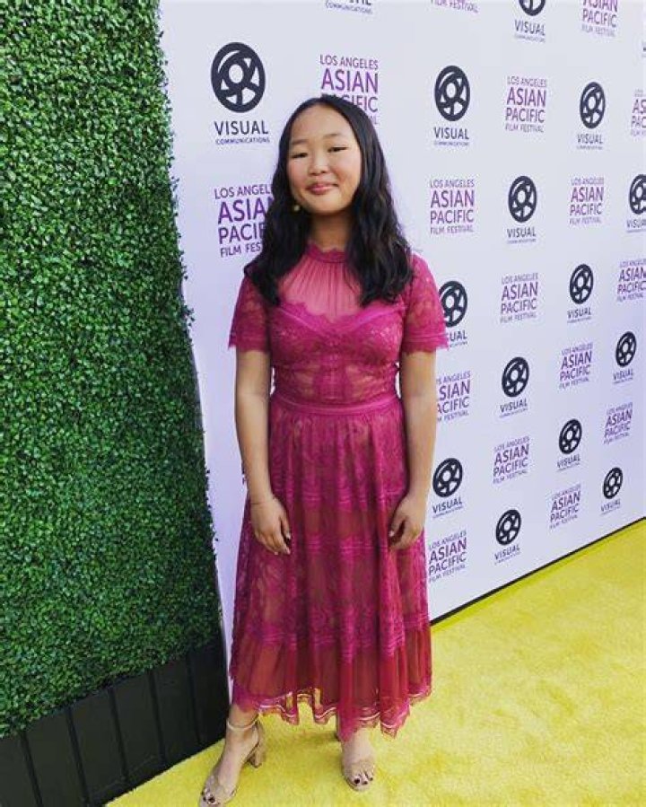 Ella Jay Basco Net Worth