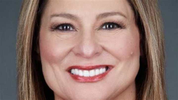 Jennifer (Dodd) Garriott – Rock Falls, IL