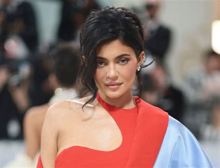 Kylie Jenner Biography