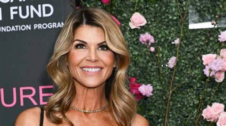 Lori Rom Net Worth
