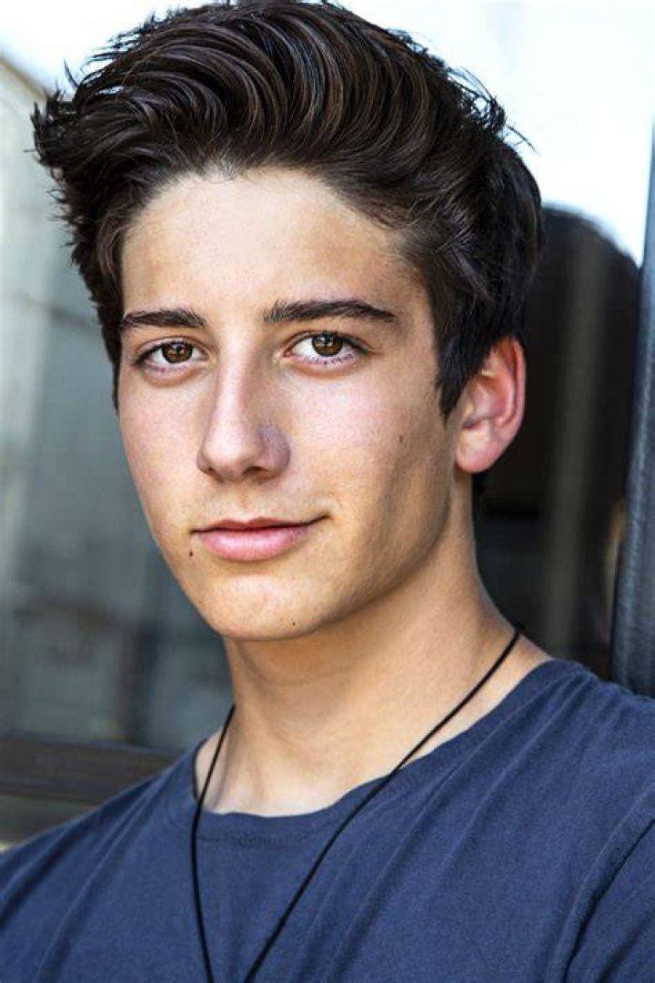 Milo Manheim Biography
