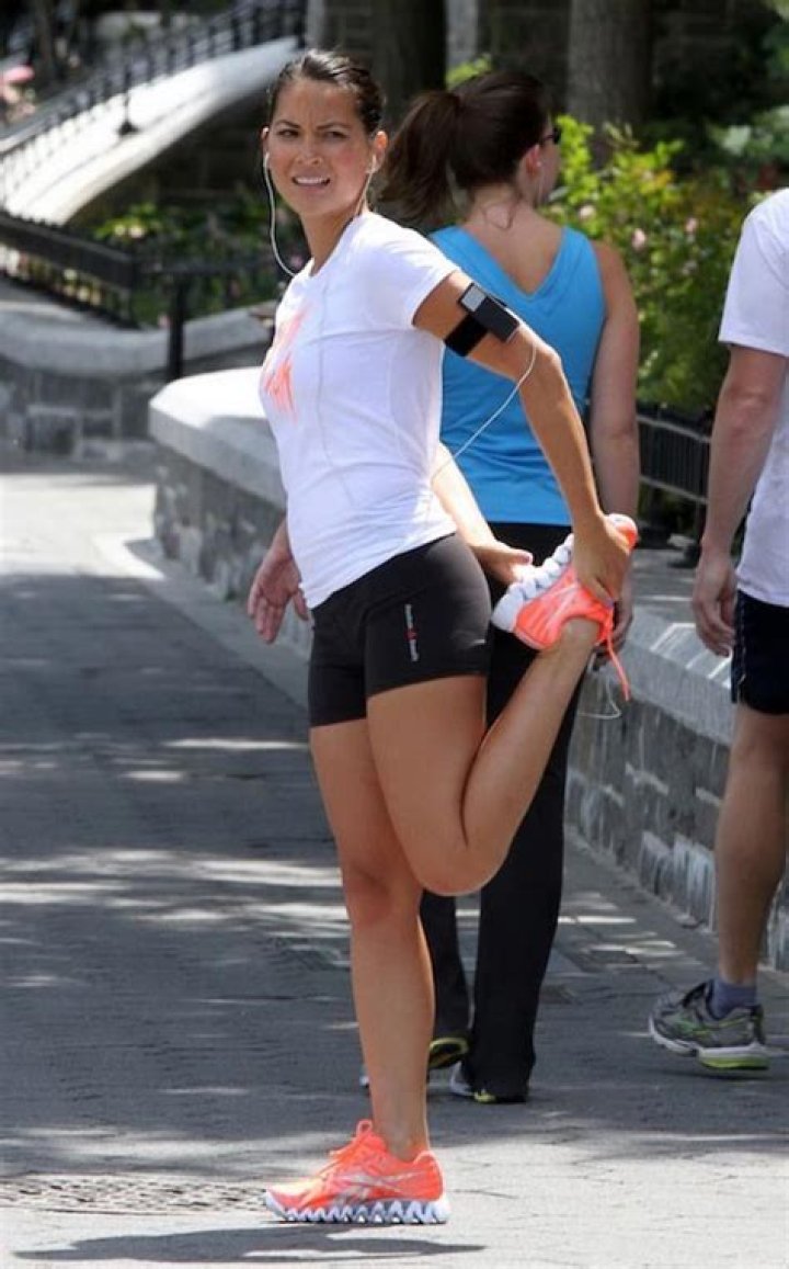 Olivia Munn Workout Routine