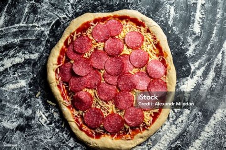 Uncooked pizza
